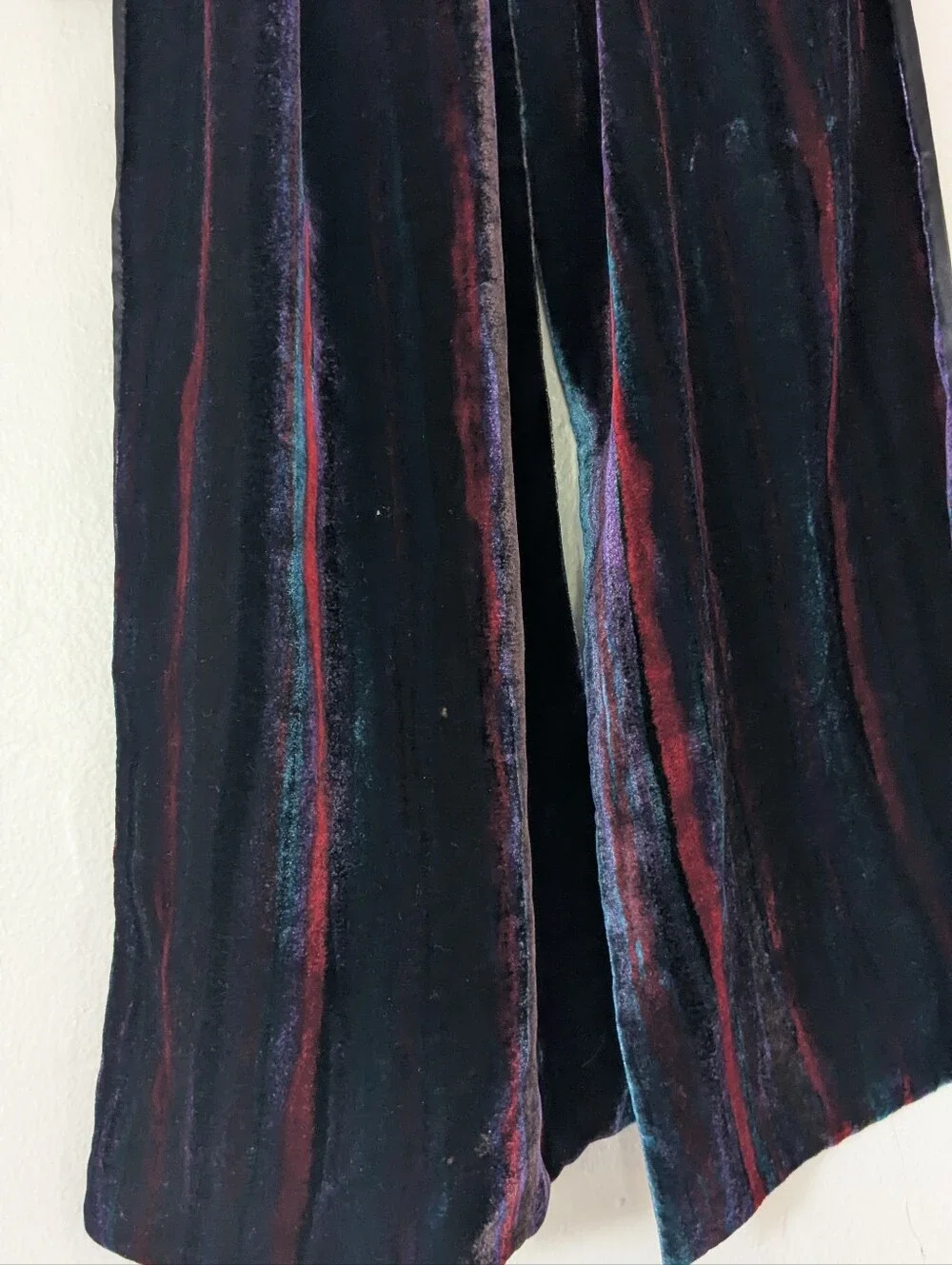 Vintage Elaine Gold Collection XII Ltd Velvet Stripe Scarf Jewel Tone Satin Back